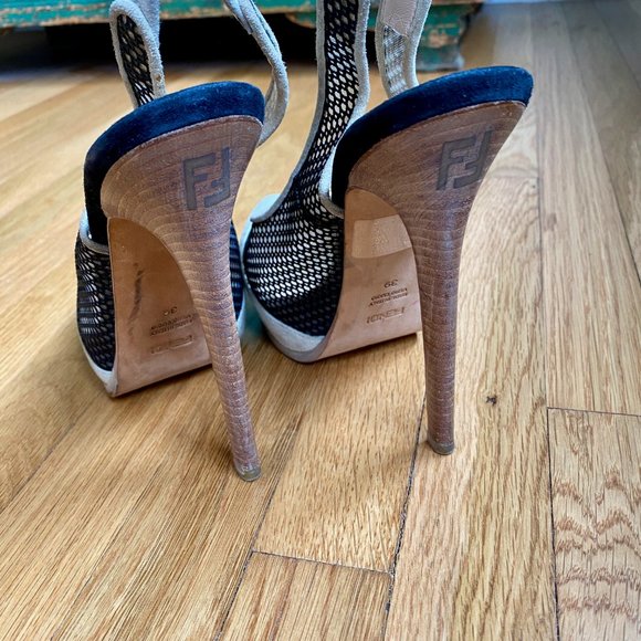 Fendi Ivory Suede Blk Mesh Slingback Pumps - size 39 - Picture 4 of 4